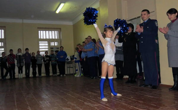 Димитровские школьники оказались сильнее полицейских