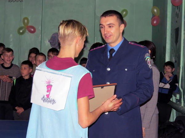 Димитровские школьники оказались сильнее полицейских