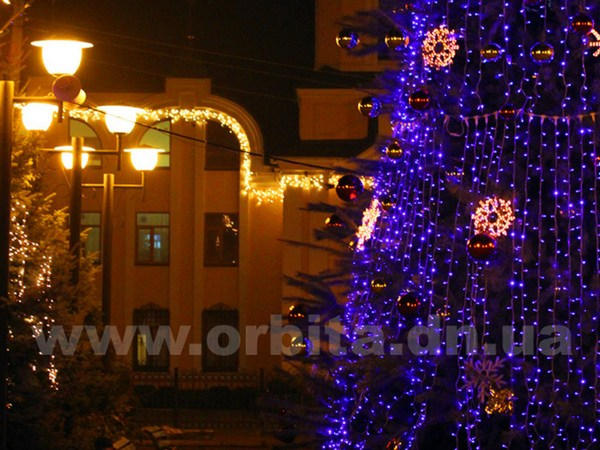 Сегодня в Красноармейске состоится торжественное открытие рождественской елки