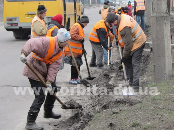 В Красноармейске приводят в порядок дороги