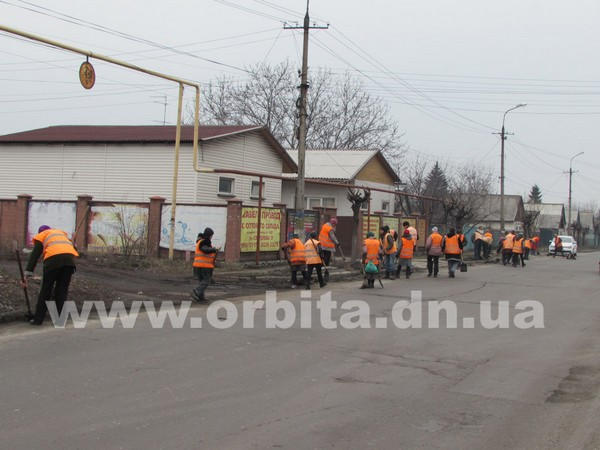 В Красноармейске приводят в порядок дороги