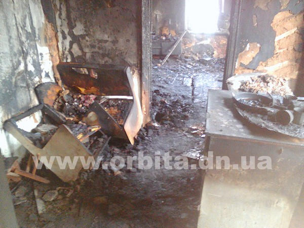 Огненные сутки в Димитрове: два пожара и один труп