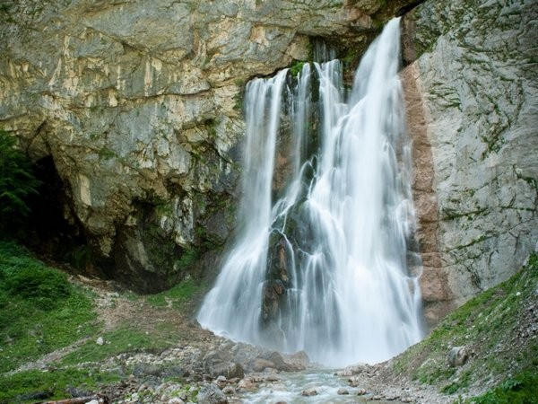 водопады в Абхазии