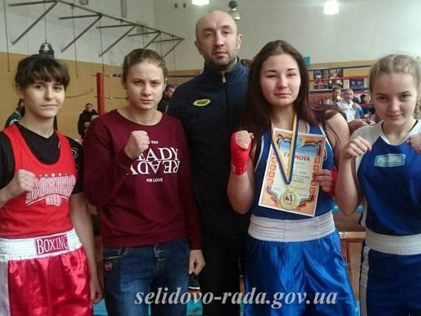 Девушка-боксер из Горняка завоевала «золото» на чемпиoнате Украины по боксу