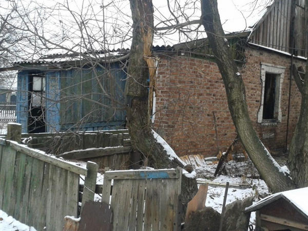 В результате пожара в Покровском районе погибли мать с сыном