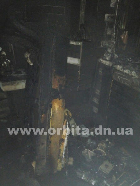 Житель Покровска пытаясь разжечь камин превратился в горящий «факел»