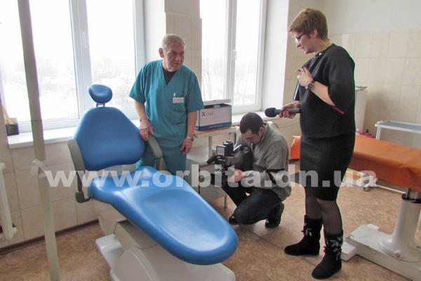 Больницу Покровска укомплектовали новым медицинским оборудованием