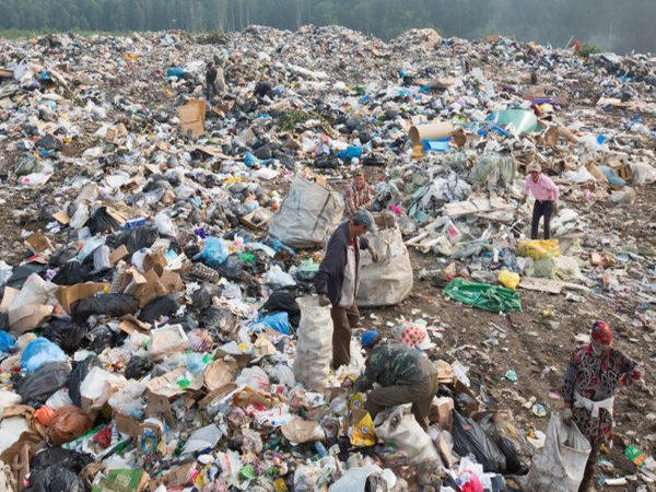 Мэр Львова пообещал больше не возить мусор в Покровск