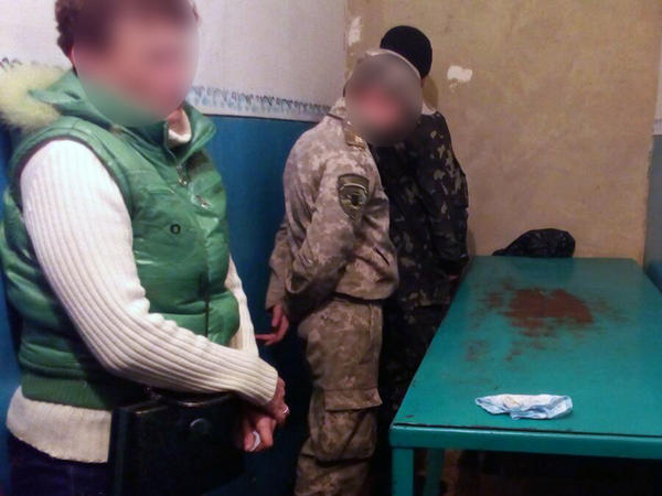 Женщина пыталась пронести в нижнем белье наркотики мужу в Селидовскую исправительную колонию