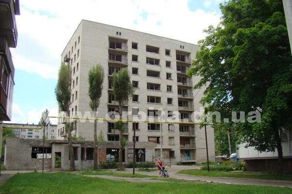 В Покровске заброшенное общежитие хотят превратить в жилье для переселенцев