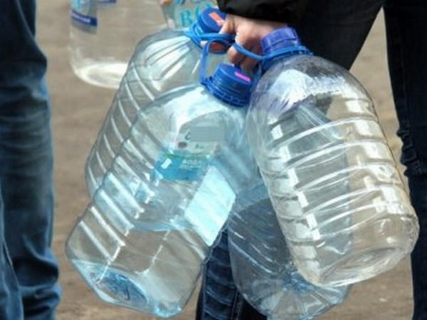 Жители Селидово и Украинска жалуются на отсутствие подвоза воды