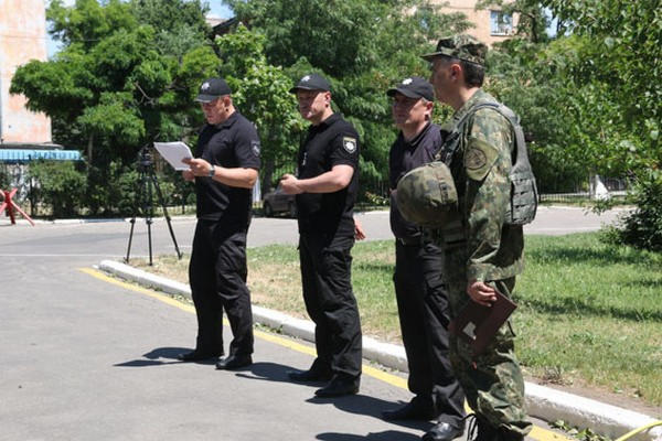 В Горняк прибывают новые силы полиции для поисков пропавшей 6-летней девочки
