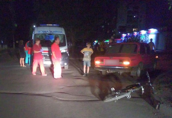 В Мирнограде автомобиль сбил 13-летнего велосипедиста