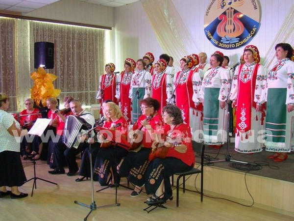 В Покровске прошел фестиваль шахтерской песни