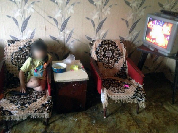 В Покровске полиция и соцслужбы вернули 5-летнюю девочку к нормальной жизни