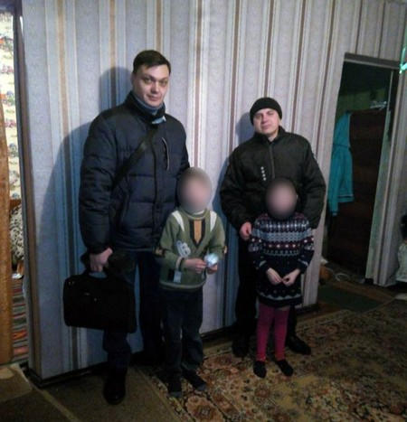 Селидовские полицейские прошлись по проблемным семьям