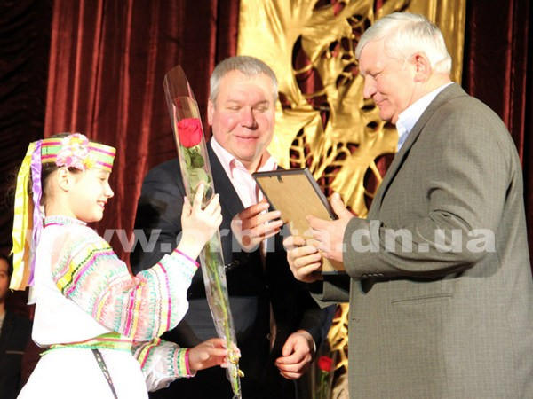 Как коммунальщиков Покровска поздравили с профессиональным праздником