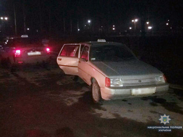 Житель Селидово за рулем автомобиля «не заметил» женщину на парковке в Покровске