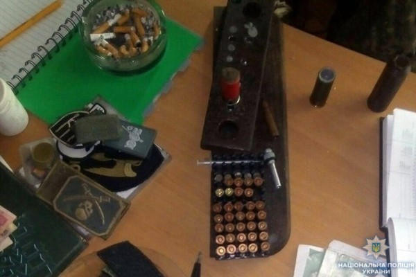 В Новогродовке у жителя Донецка обнаружили огромный арсенал оружия и боеприпасов