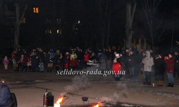 Жителям Селидово продемонстрировали огненное шоу