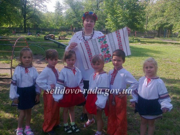 Как в Украинске детвора отметила День вышиванки