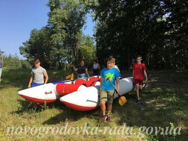 Школьники из Новогродовки провели незабываемый отдых в Винницкой области