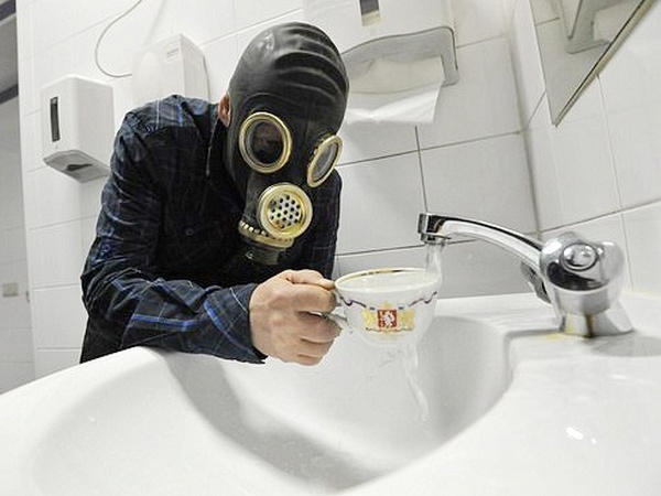 Жалобы жителей Селидово, Горняка и Украинска на качество питьевой воды дошли до Киева