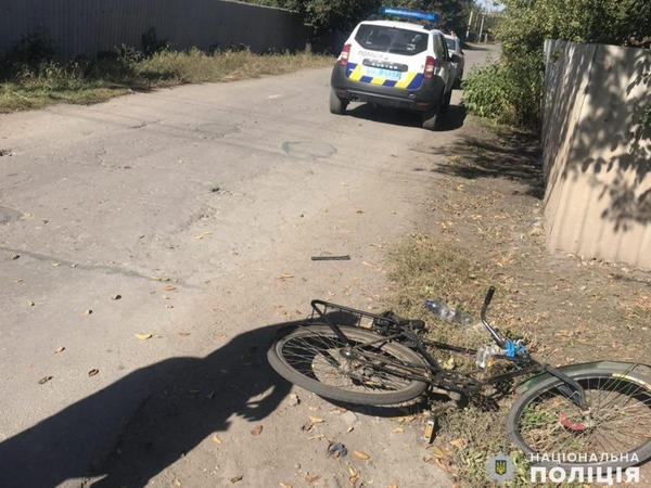 В результате ДТП в Покровске велосипедист с многочисленными повреждениями оказался в больнице
