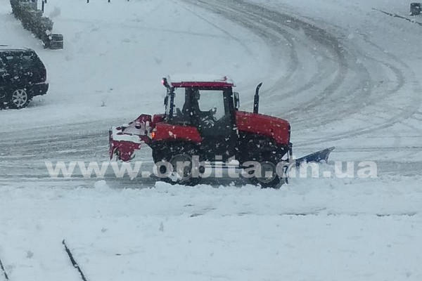 Как в Покровске борются с последствиями первого обильного снегопада