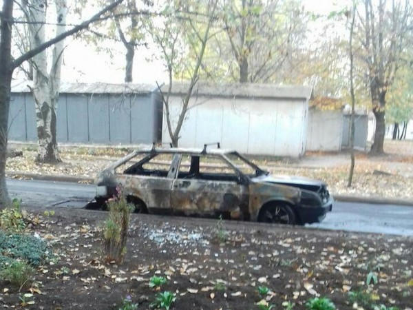 В оккупированном Донецке должники жгут автомобили своим кредиторам