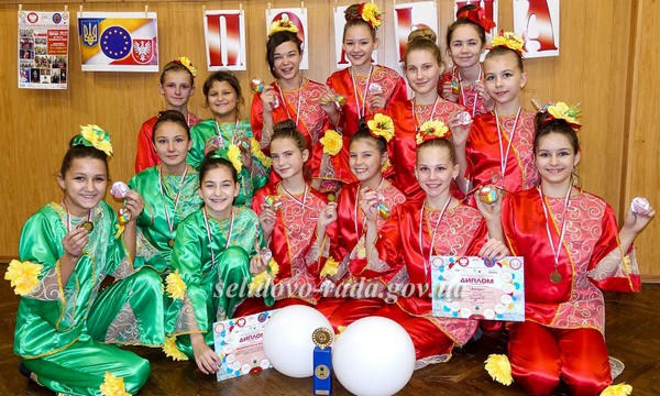 Танцоры из Селидово завоевали первое и третье места на Международном фестивале
