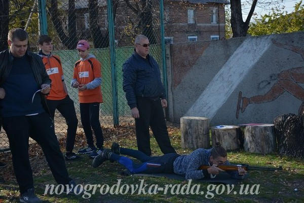 В Новогродовке соревновались допризывники