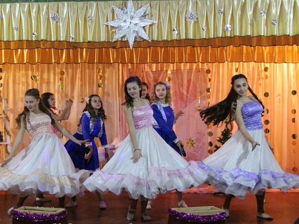 В городах и поселках большого Селидово прошли праздничные новогодние мероприятия для детей