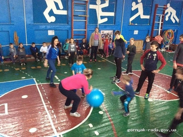 В Горняцкой школе состоялся традиционный праздник «Спортивная семья»