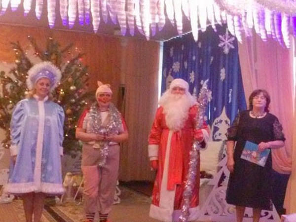В Горняке воспитанникам детского сада подарили сказочный новогодний праздник