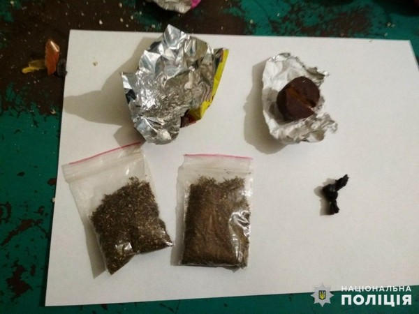 В Селидовскую исправительную колонию прислали наркотические конфеты