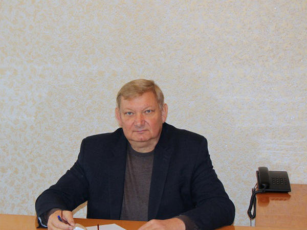 Селидовский городской голова Виктор Ремизов провел «горячую линию»