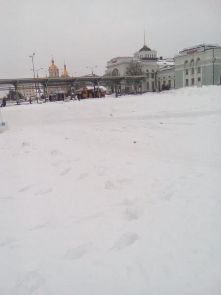 Как сейчас выглядит железнодорожный вокзал в оккупированном Донецке