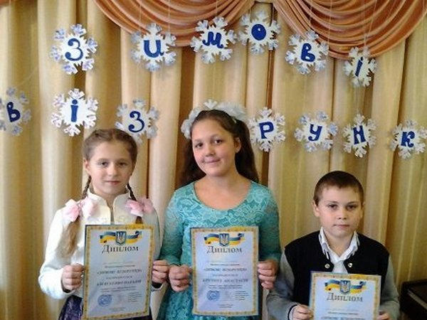 Новогродовские музыканты продемонстрировали свои таланты на конкурсе юных пианистов