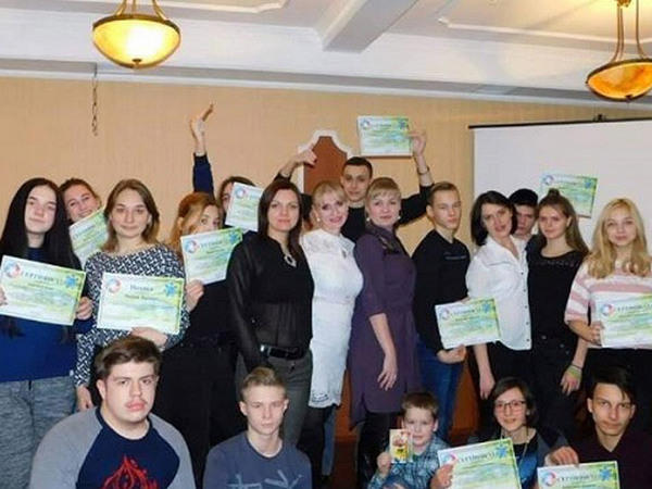Школьница из Селидово приняла участие в образовательном проекте «7 Вершин»