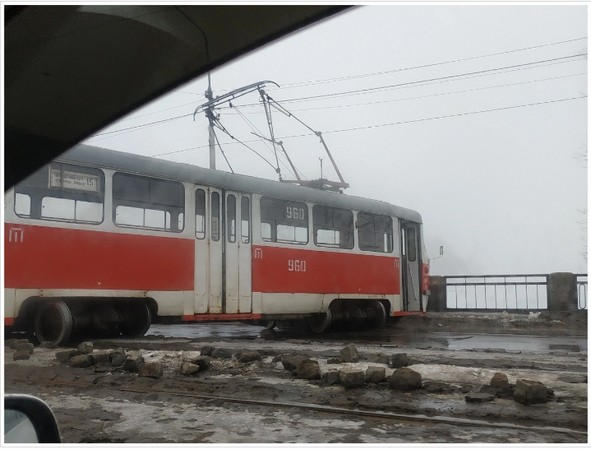 В оккупированном Донецке трамвай продемонстрировал сумасшедший дрифт