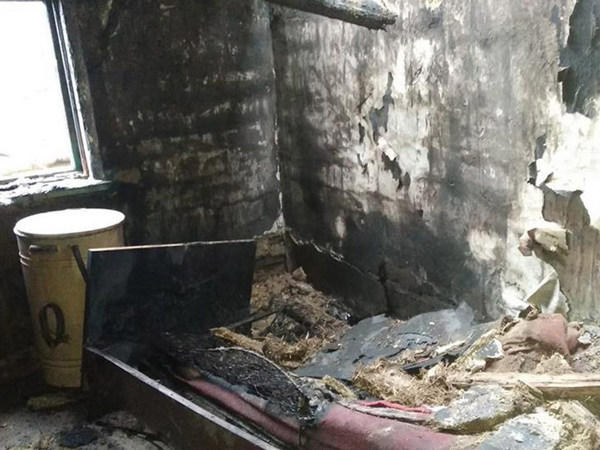 Очередная жертва огня в Мирнограде: мужчина погиб в собственном доме