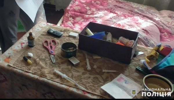 Житель Украинска изготавливал в своей квартире наркотики
