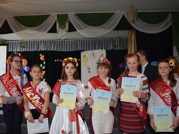 В Новогродовке прошел конкурс красоты и грации «Мисс Украиночка»