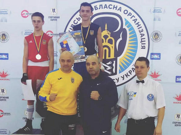 Боксер из Покровска стал чемпионом Украины