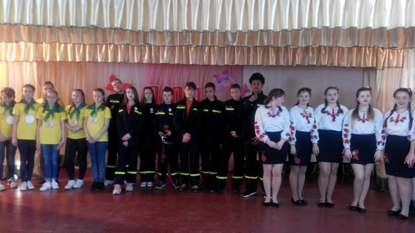 В Селидово определили победителя районного фестиваля дружин юных пожарных