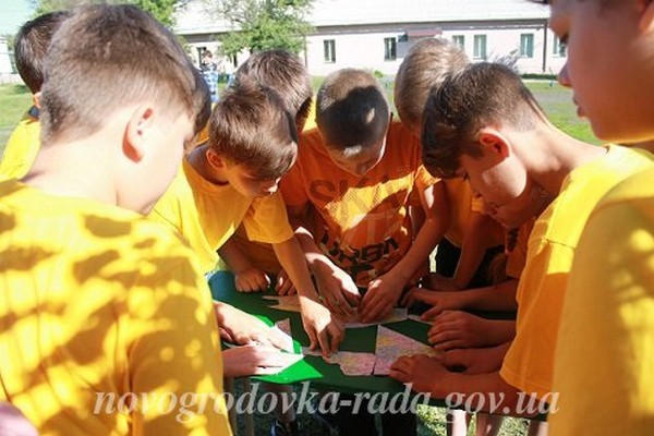 В Новогродовке прошел необычный праздник Последнего школьного звонка