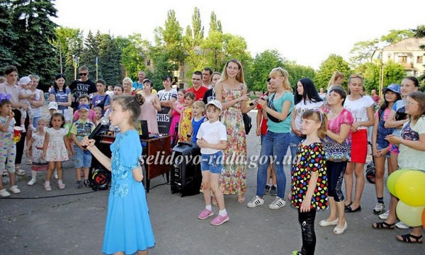 В Украинске устроили настоящий праздник детства