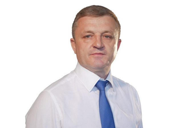 Первый на выход: Президент Зеленский уволил главу районной ВГА Владимира Мороза