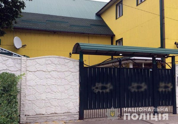 Правоохранители накрыли бордель в центре Покровска